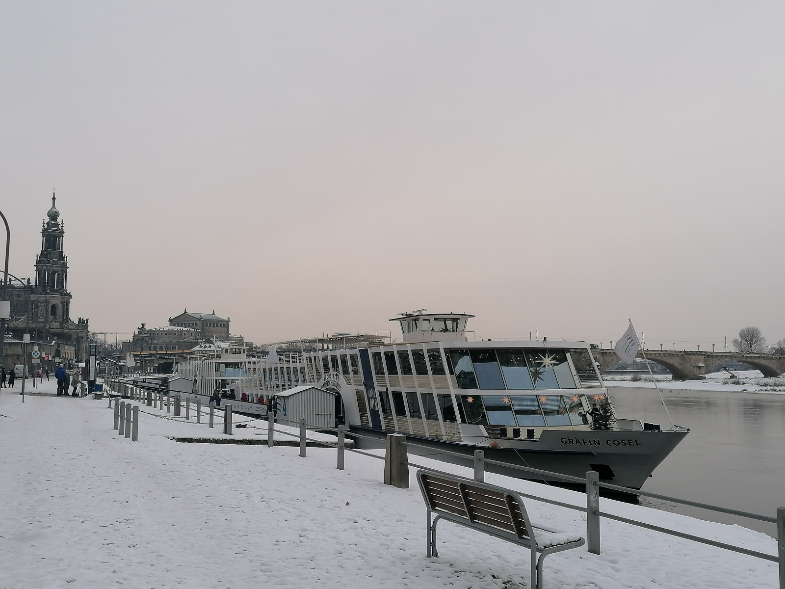 2022 - Elbe, Stollen und Nikolaus